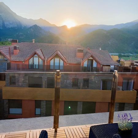 Apartament Duplex Amb Vistes Al Pirineu Catala Coll de Nargó Dış mekan fotoğraf